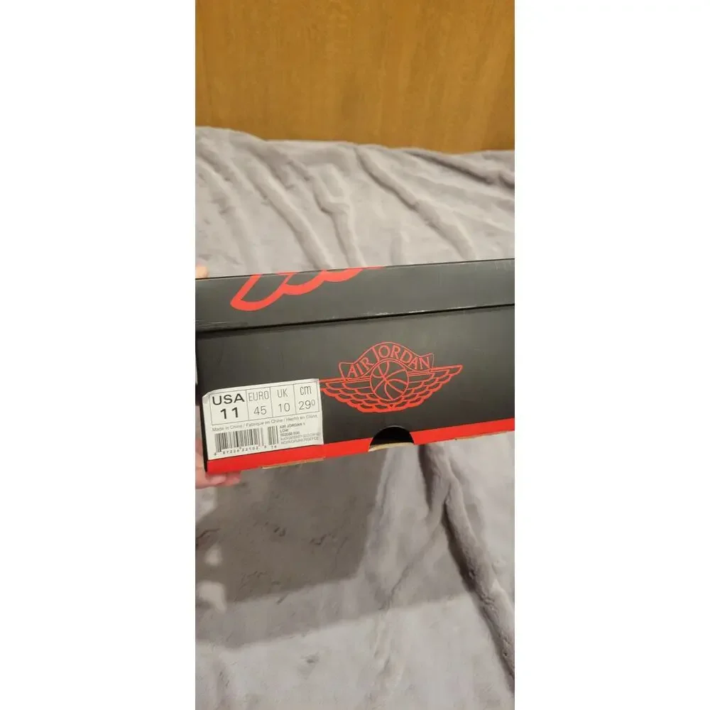 Nike Air Jordan 1 Low Bred Black-University Gold-Gym Red 553558-035 Men 11 w/box
